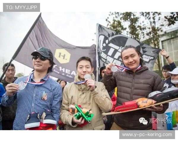 重庆滑板队在马拉松大满贯中的技术表现全解析与点评